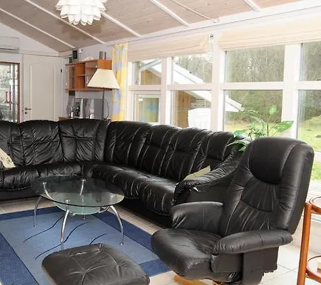 Two-bedroom Holiday In Norre Nebel 2 *
